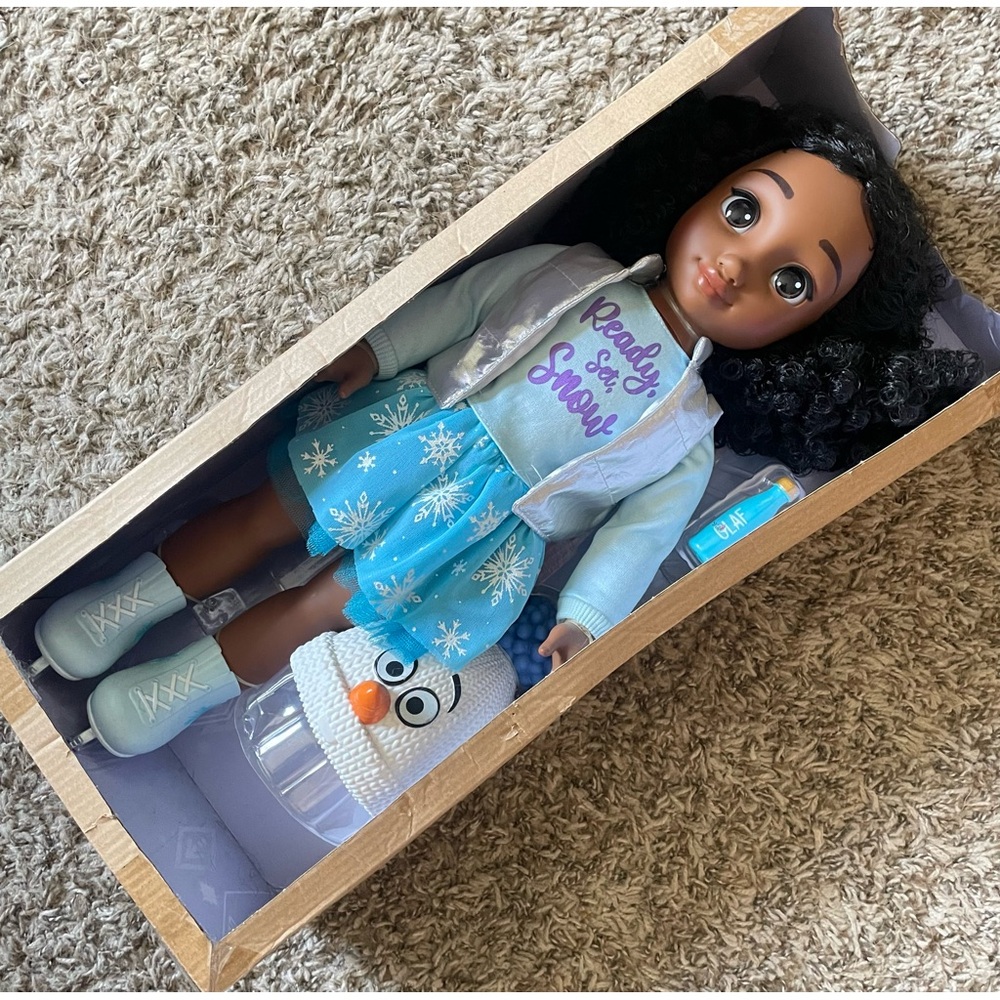 Disney ILY 4ever Frozen Inspired By Elsa 18” Fashion Doll - New in partial box